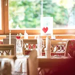 Woescherhof 酒店 乌登斯